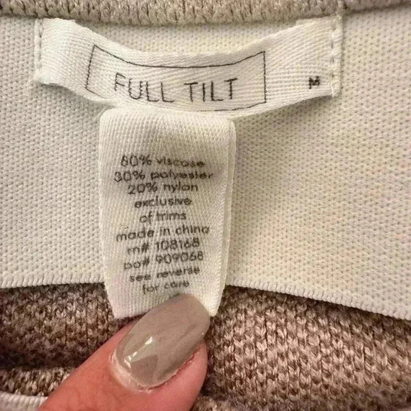 Tillys Full Tilt Plaid Sweater Skirt Cream Combo Medium Mini Skirt - Picture 5 of 6